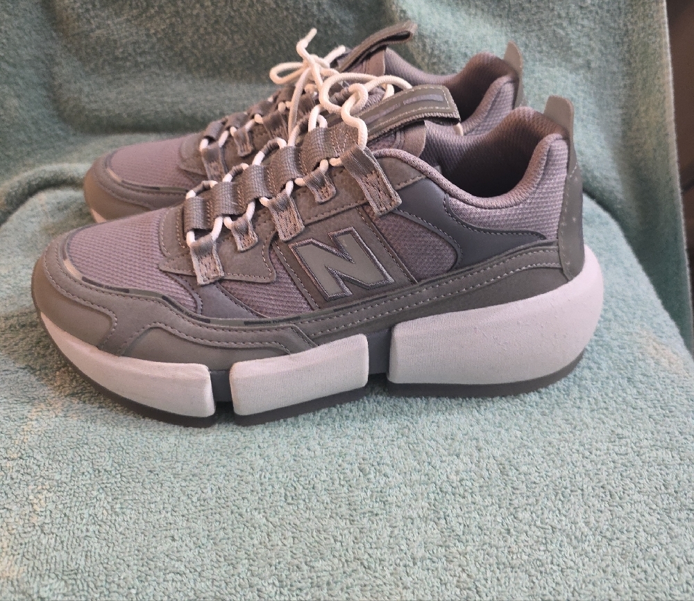 New Balance Gray Vision Racer - Picture 2 of 5